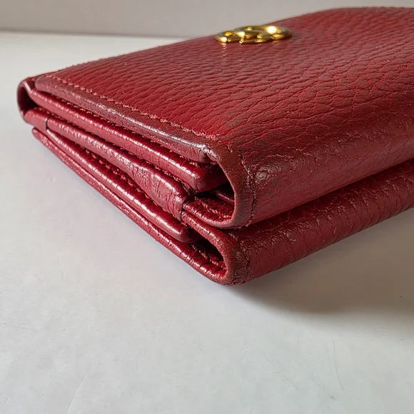 SOLD Gucci GG Marmont Red Pebbled Leather Trifold Wallet – Entrupy Authenticated - Picture 6 of 12